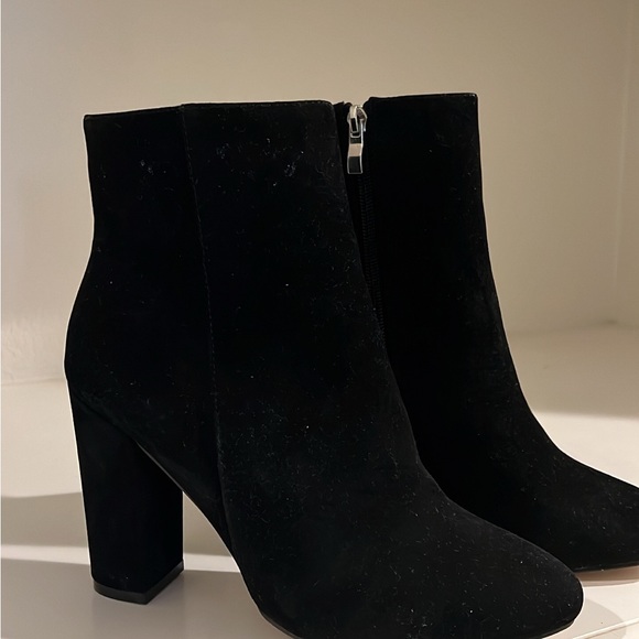 PLT - PrettyLittleThing Black Heeled Boots - Picture 2 of 4